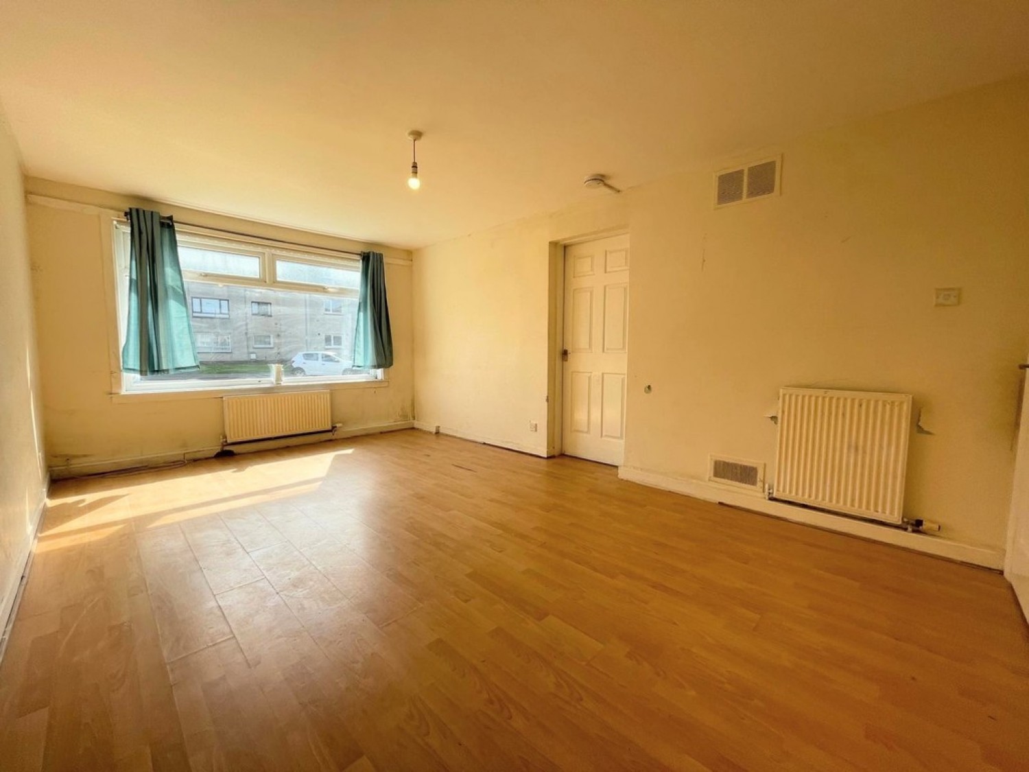 36 Russell Drive, Ayr, KA8 8JJ