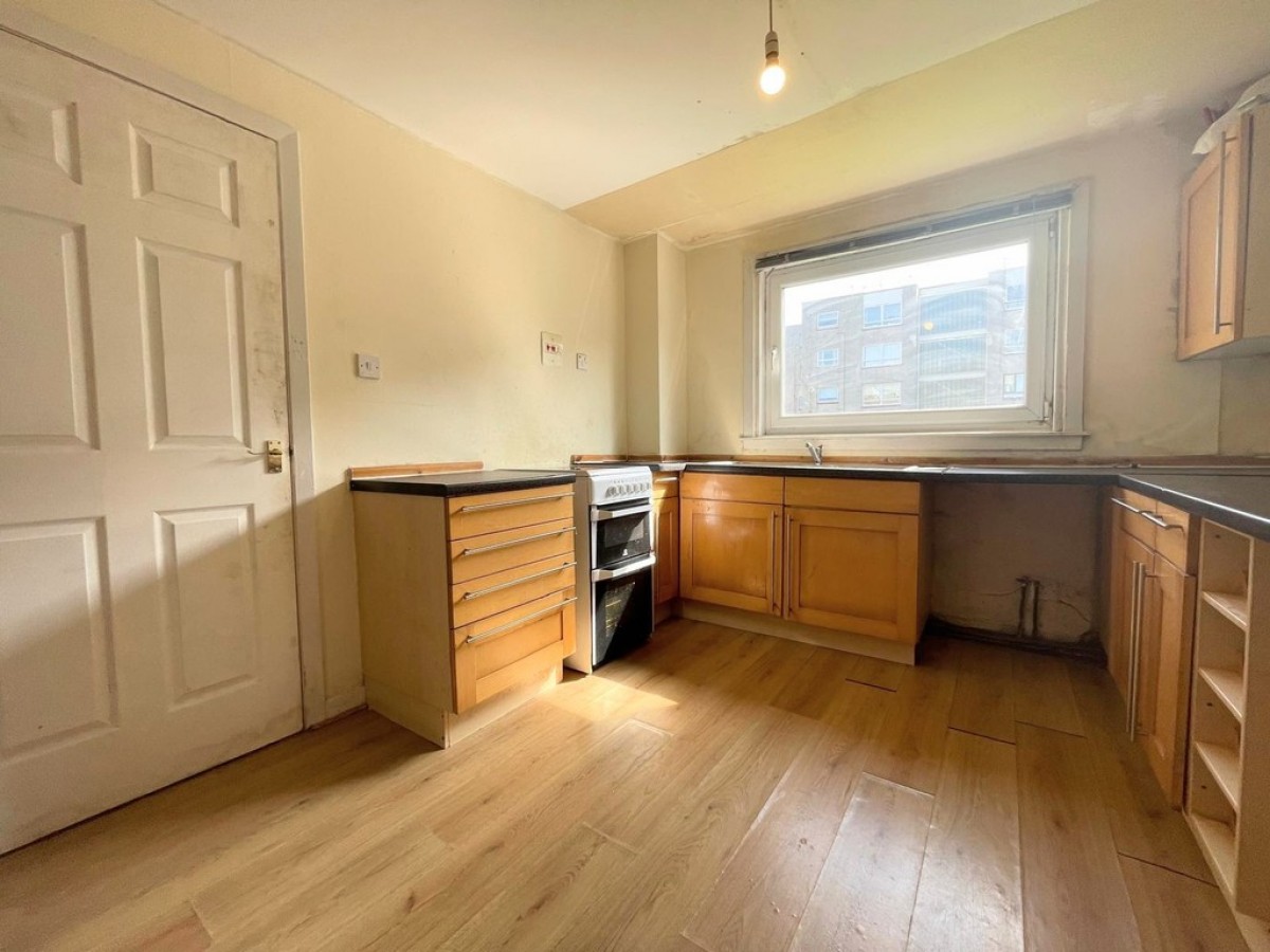 36 Russell Drive, Ayr, KA8 8JJ