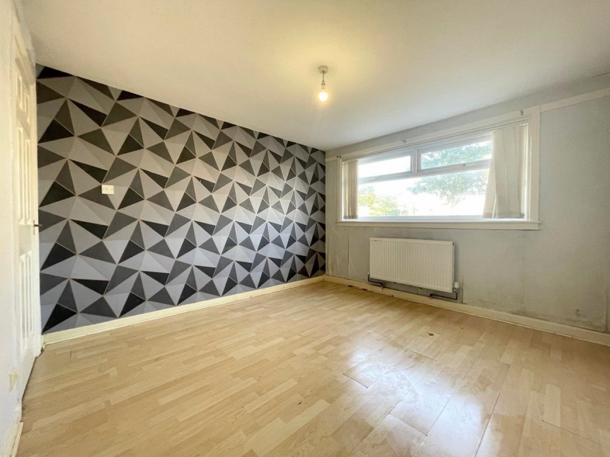 36 Russell Drive, Ayr, KA8 8JJ