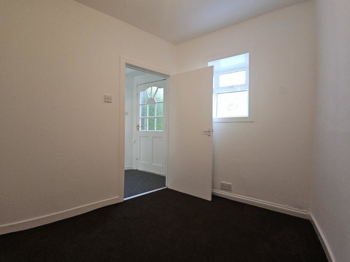 Millbank Row, Dreghorn
