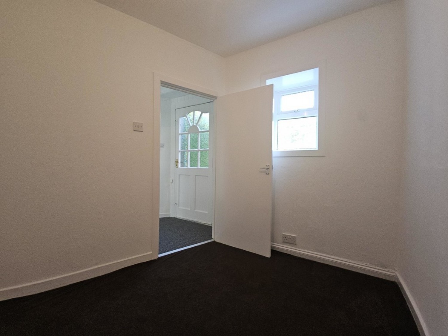 Millbank Row, Dreghorn