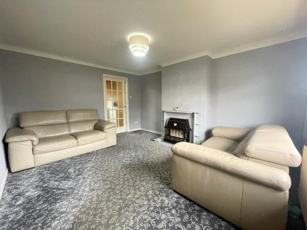 27 Glenramskill Avenue, Cumnock, KA18 1HU