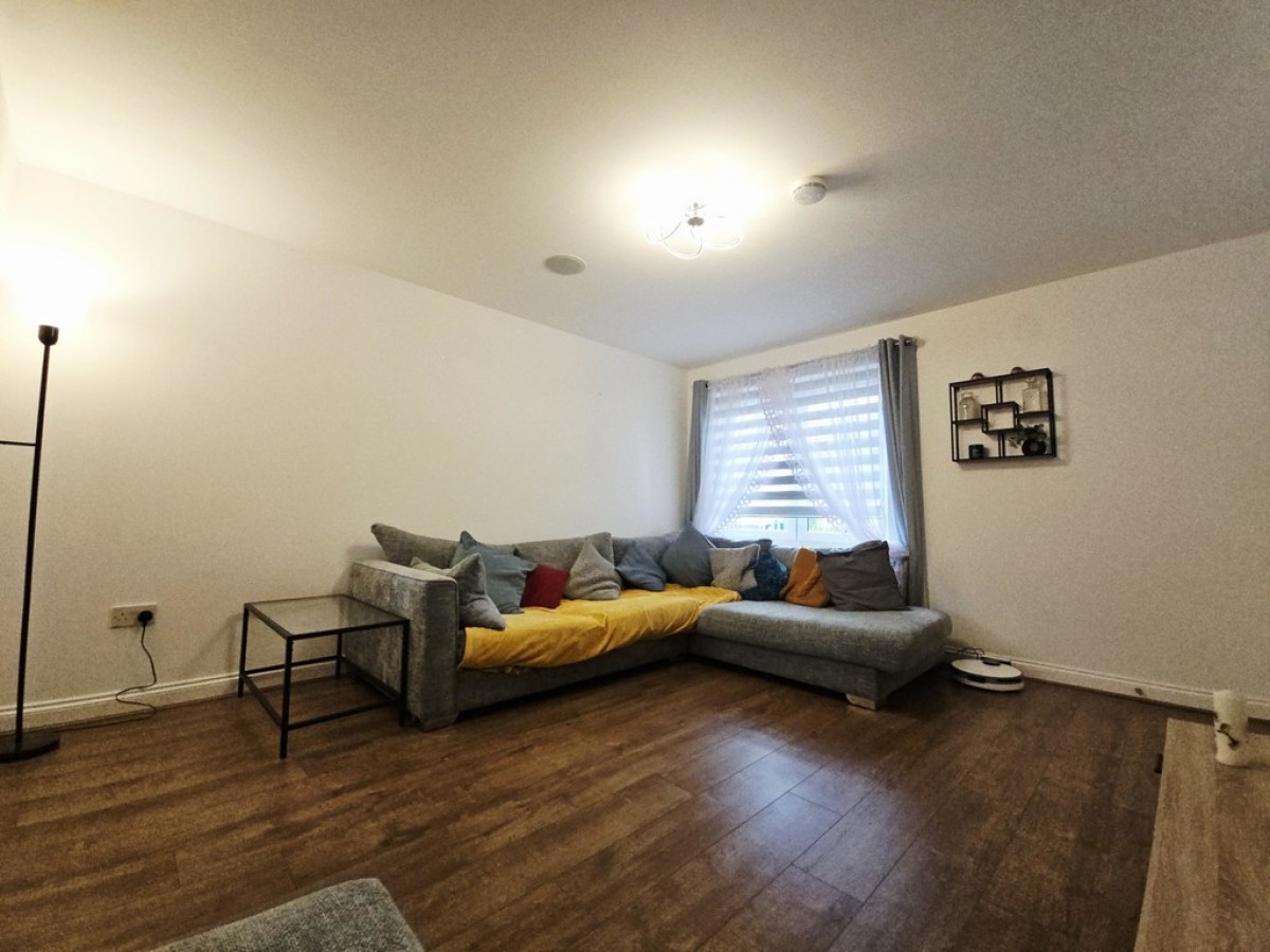 25 Primpton Avenue, Dalrymple, Ayr KA6 6EL