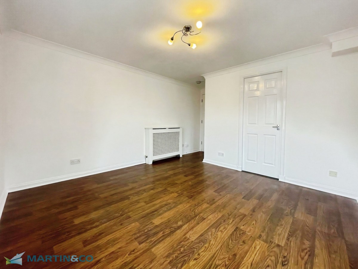 2 Donnini Court, South Beach Road, Ayr