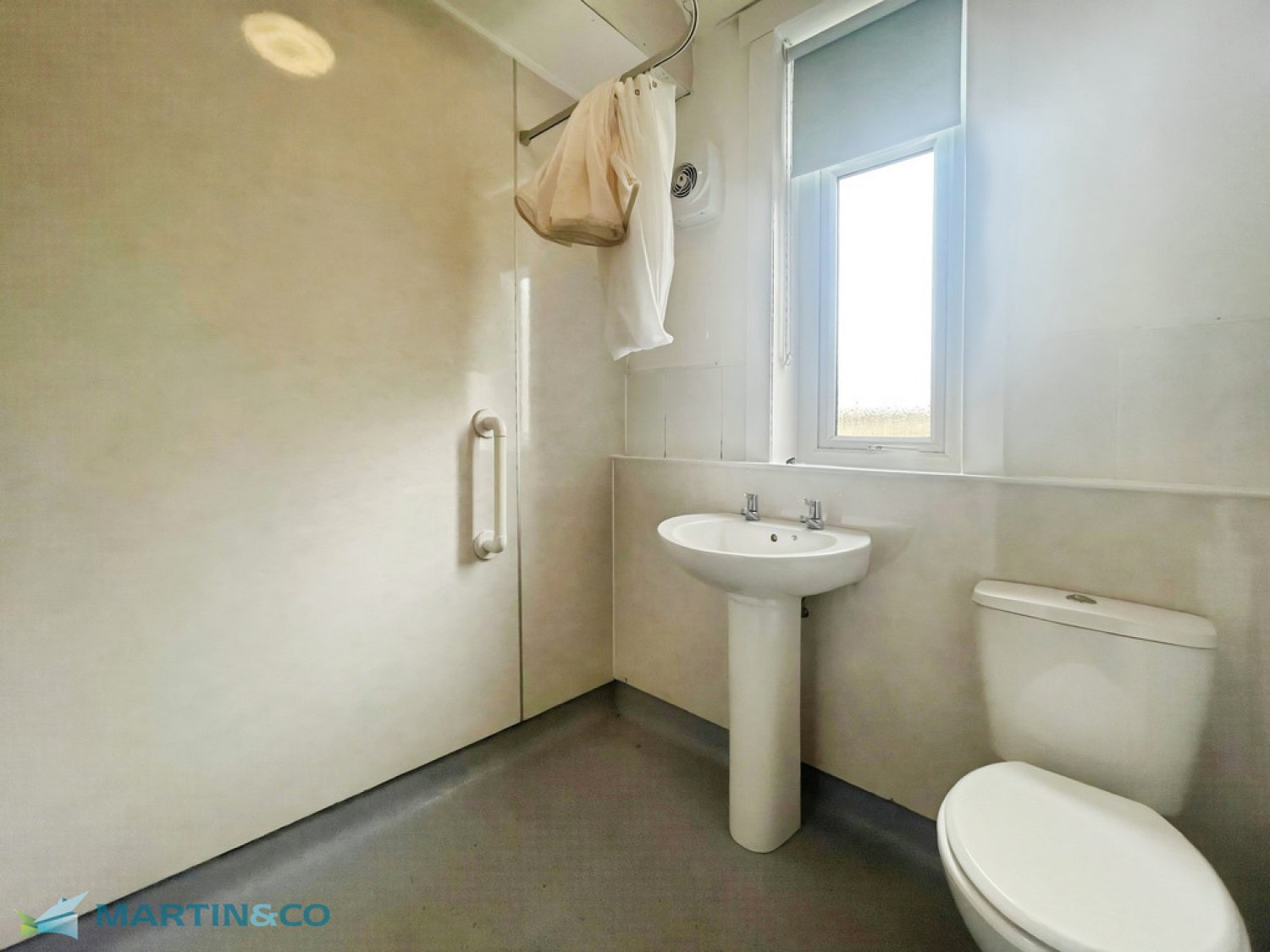 2 bedroom Flat for Sale 51 Park Crescent, Dalmellington, Ayr, KA6 7RR