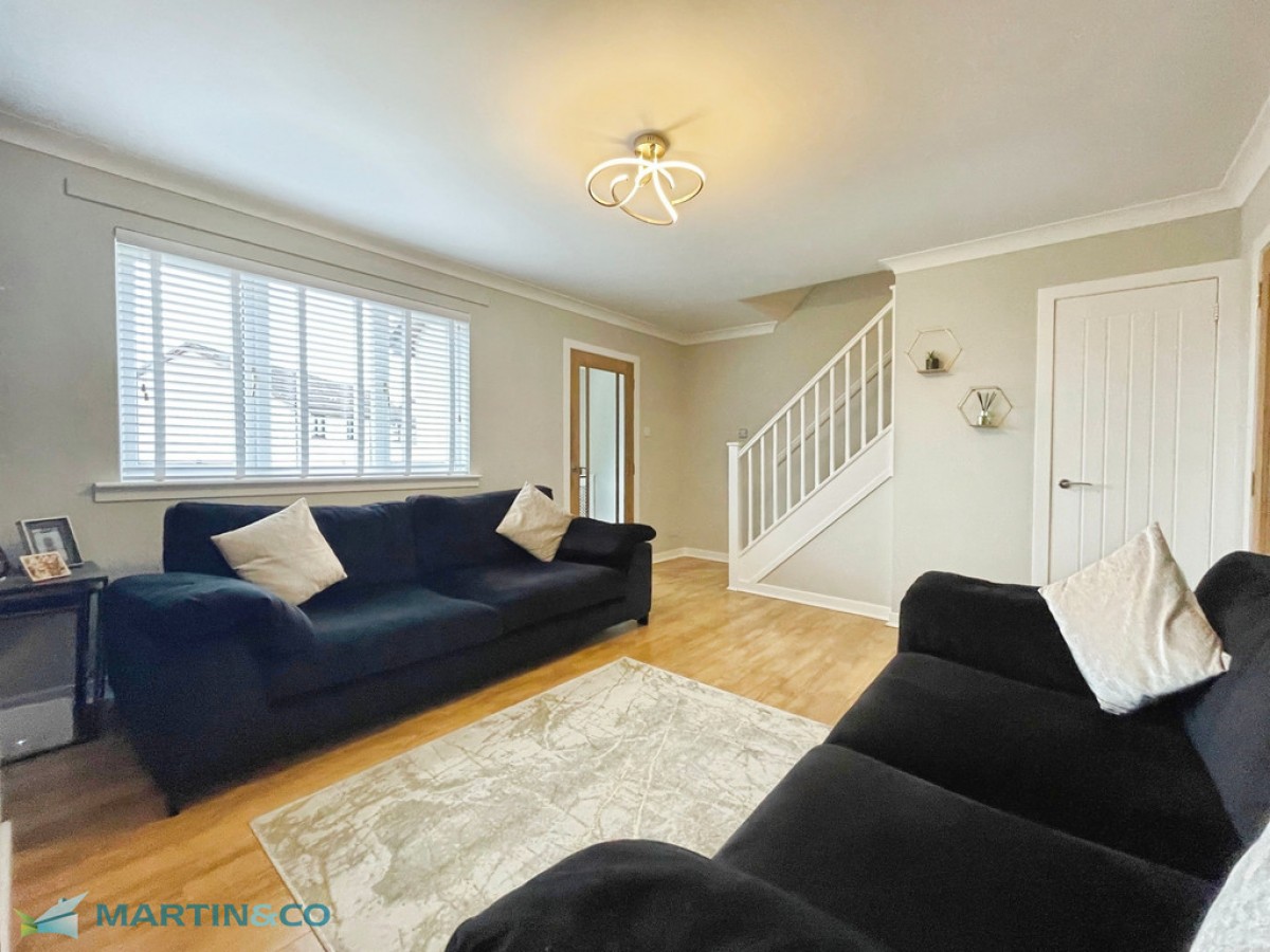 15 Hodge Crescent, Drongan, Ayr, KA6 7EH