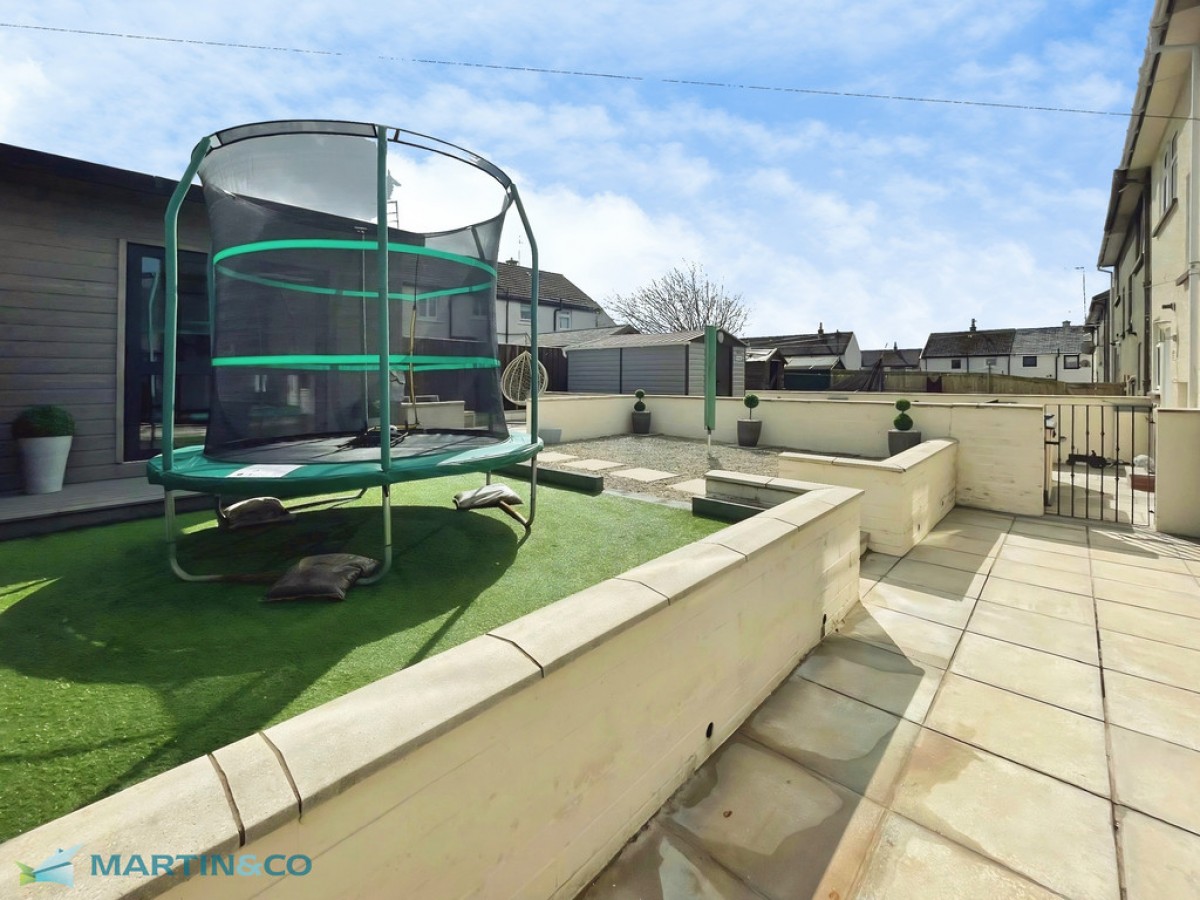 20 Mossgiel Avenue, Mauchline, Ayrshire, KA5 6BE