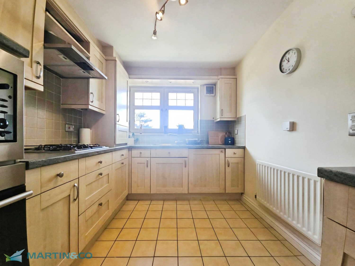 2 bedroom Flat for Letting Milton Wynd, Turnberry