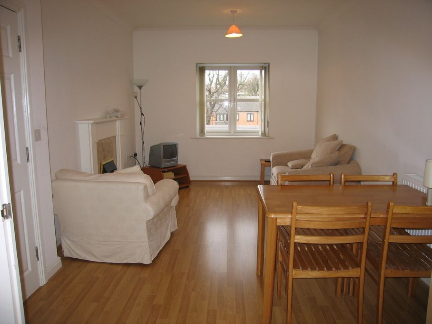 2 bedroom Flat for Letting Wheeldon Manor, Wheeldon Avenue