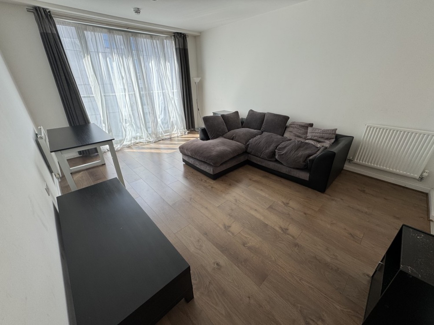 1 bedroom Flat for Letting Cathedral Green, Full Street
