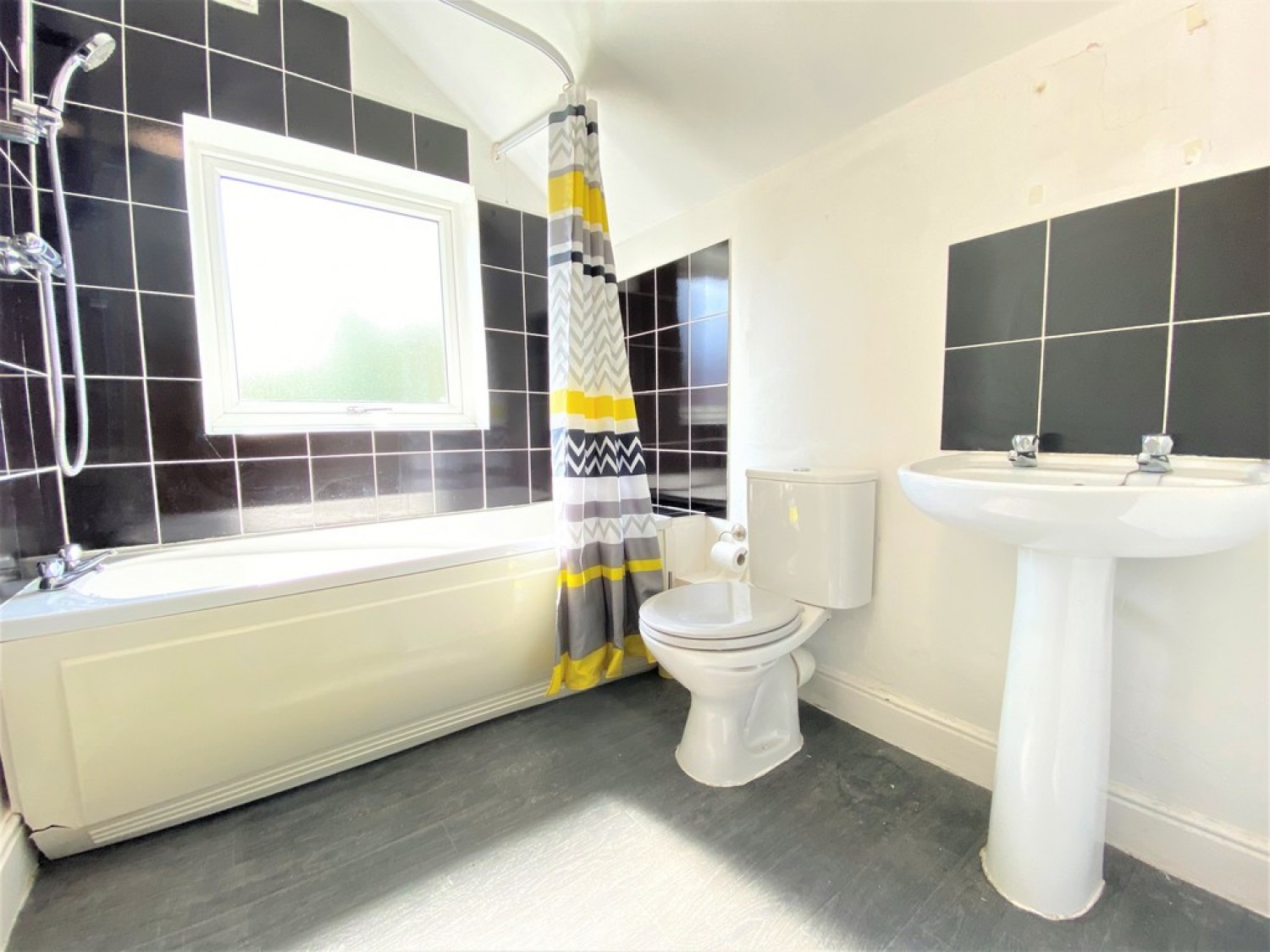2 bedroom House for Letting Reeves Road, Normanton