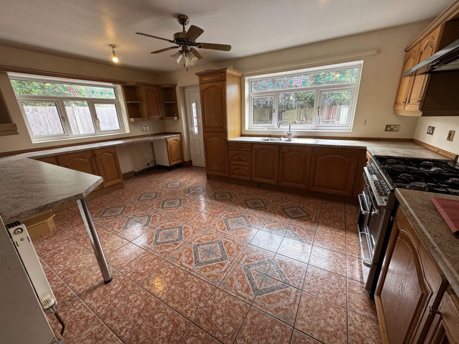 3 bedroom House for Letting Uppermoor Road