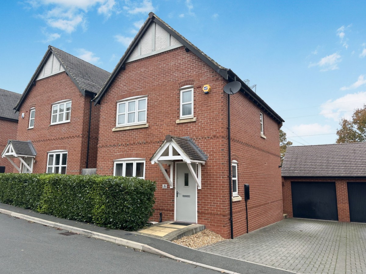 Canberra Close, Castle Donington, Derby