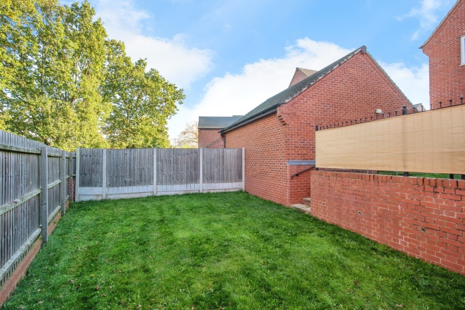 Canberra Close, Castle Donington, Derby