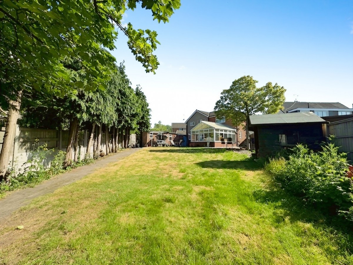 Fowler Avenue, Spondon