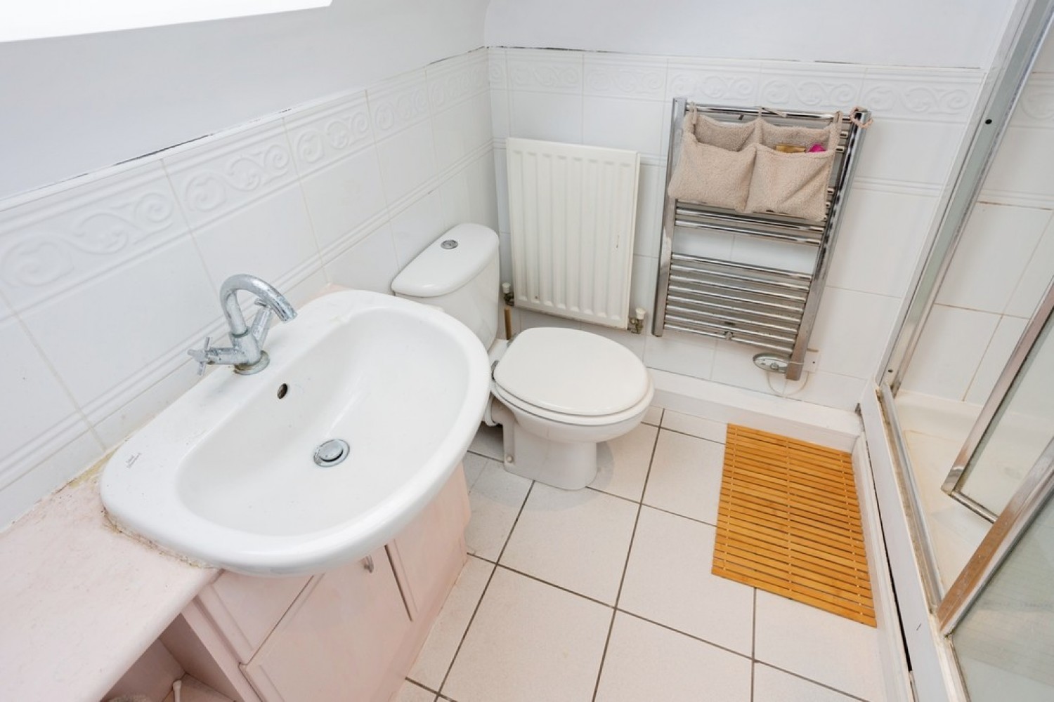 3 bedroom House in Glover Road, Castle Donington