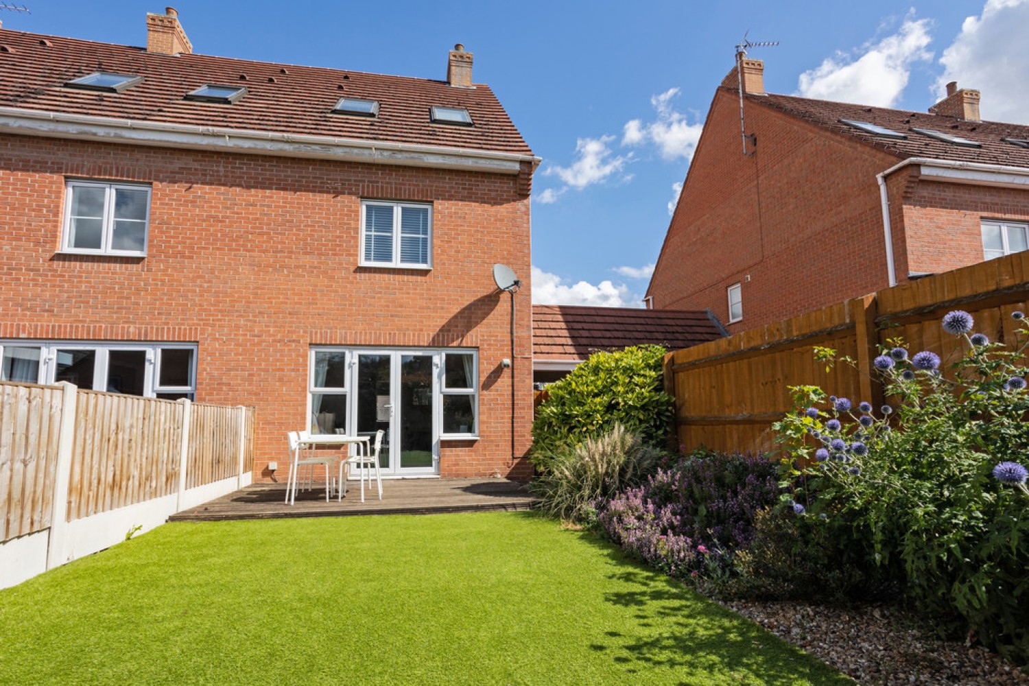 3 bedroom House in Glover Road, Castle Donington