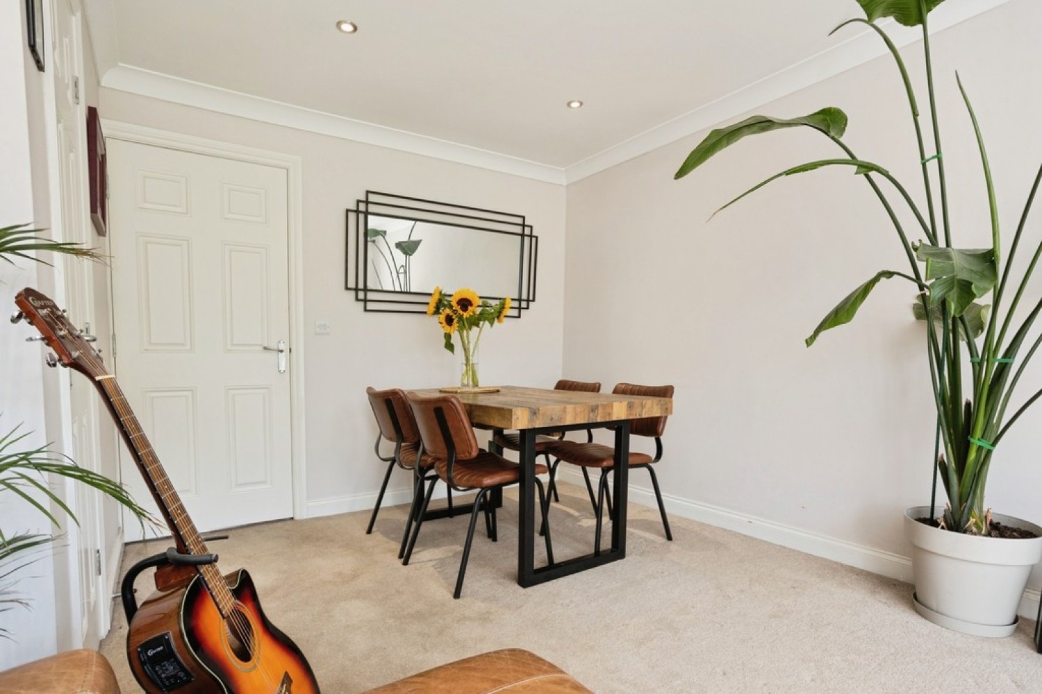 3 bedroom House in Glover Road, Castle Donington