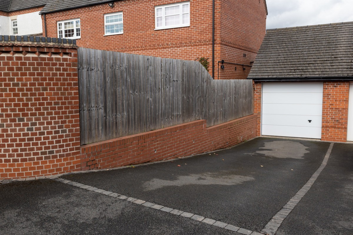 Spitfire Road, Castle Donington
