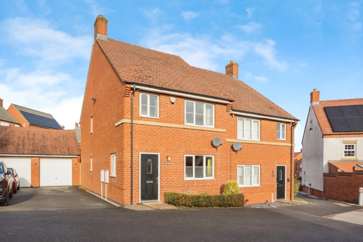 Spitfire Road, Castle Donington