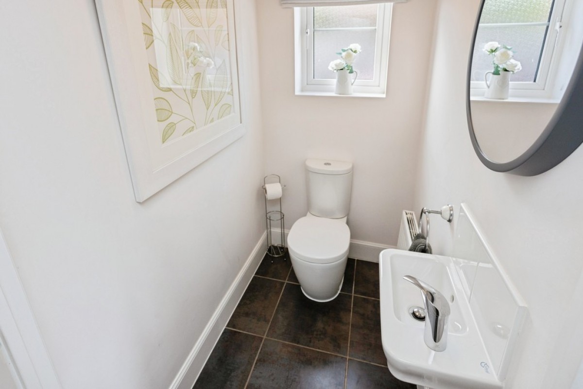 Spitfire Road, Castle Donington