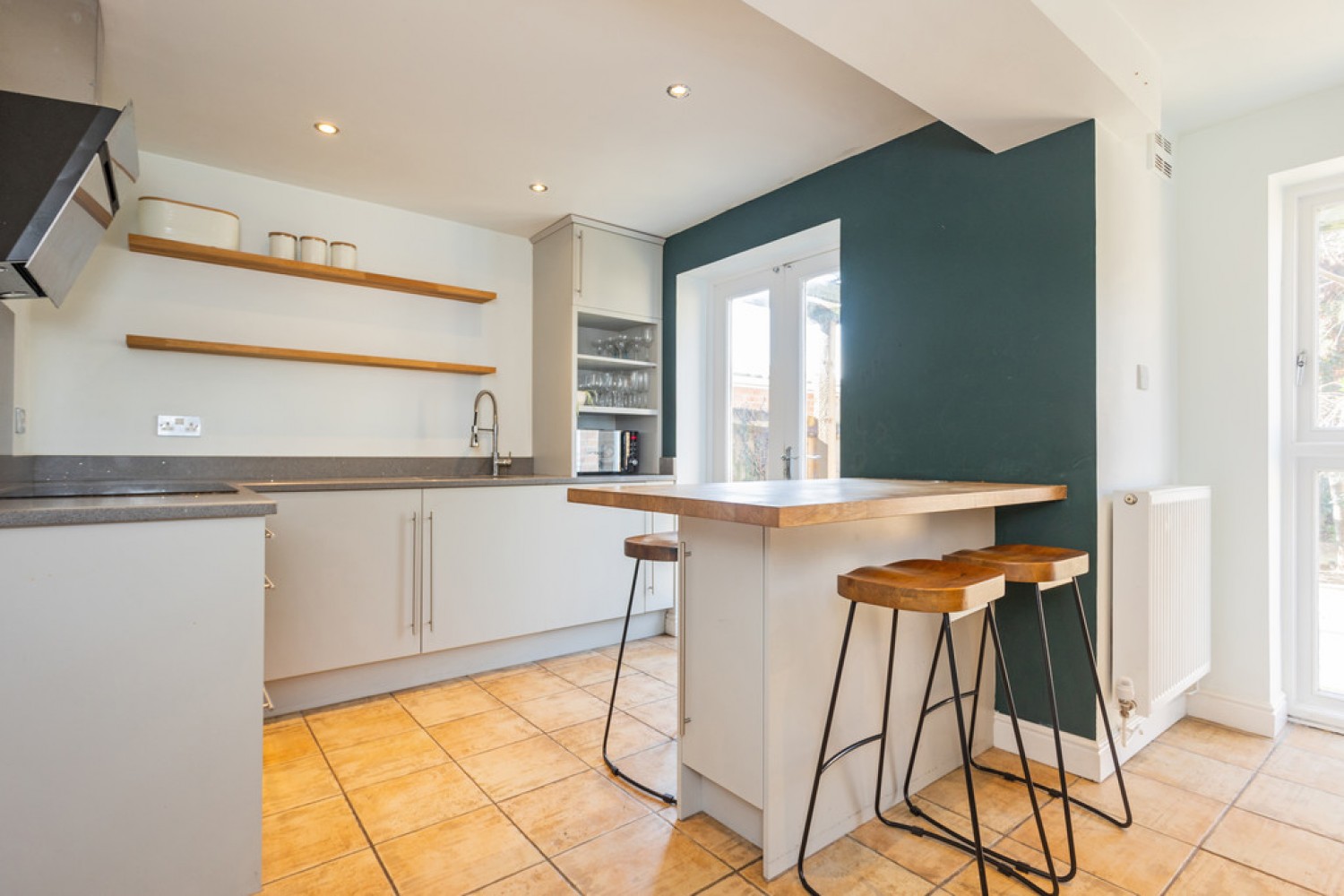 3 bedroom House for Sale St Nicholas Place, Milford Street