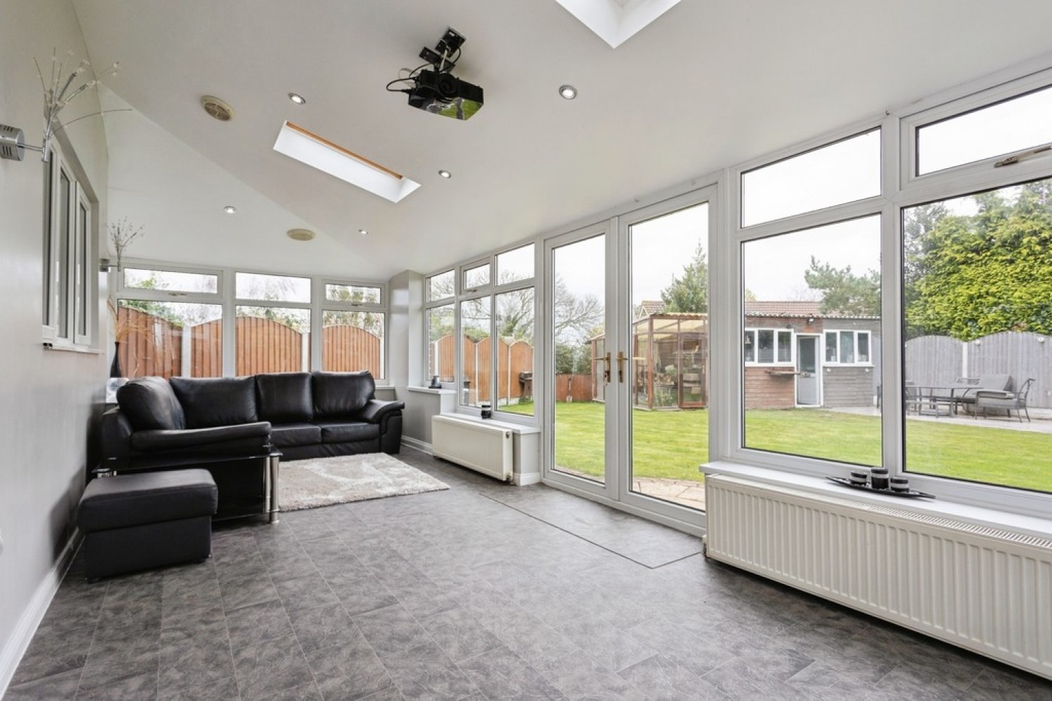 Rawdon Close, Castle Donington, Derby