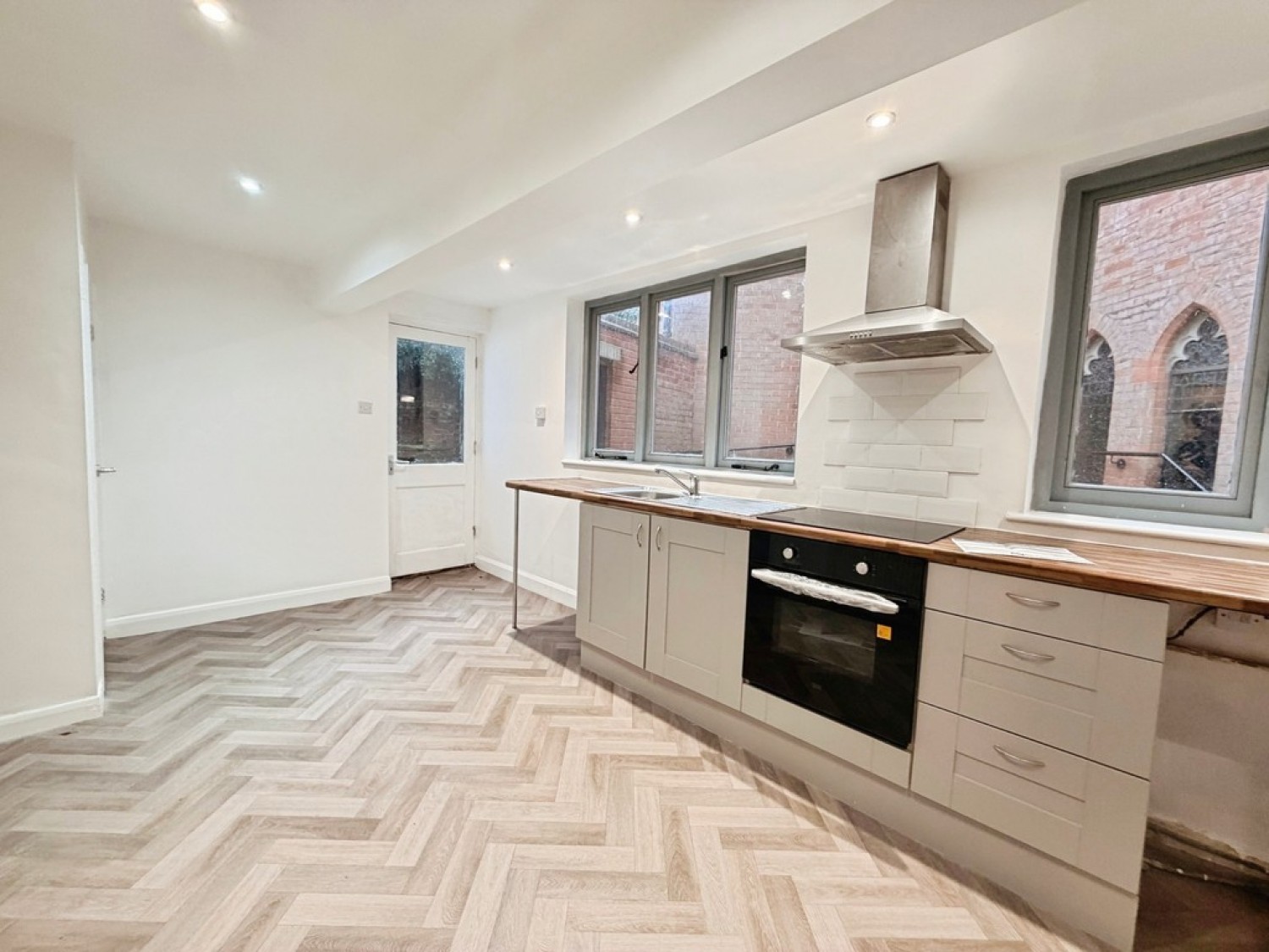 5 bedroom House for Letting Apiary Gate, Castle Donington