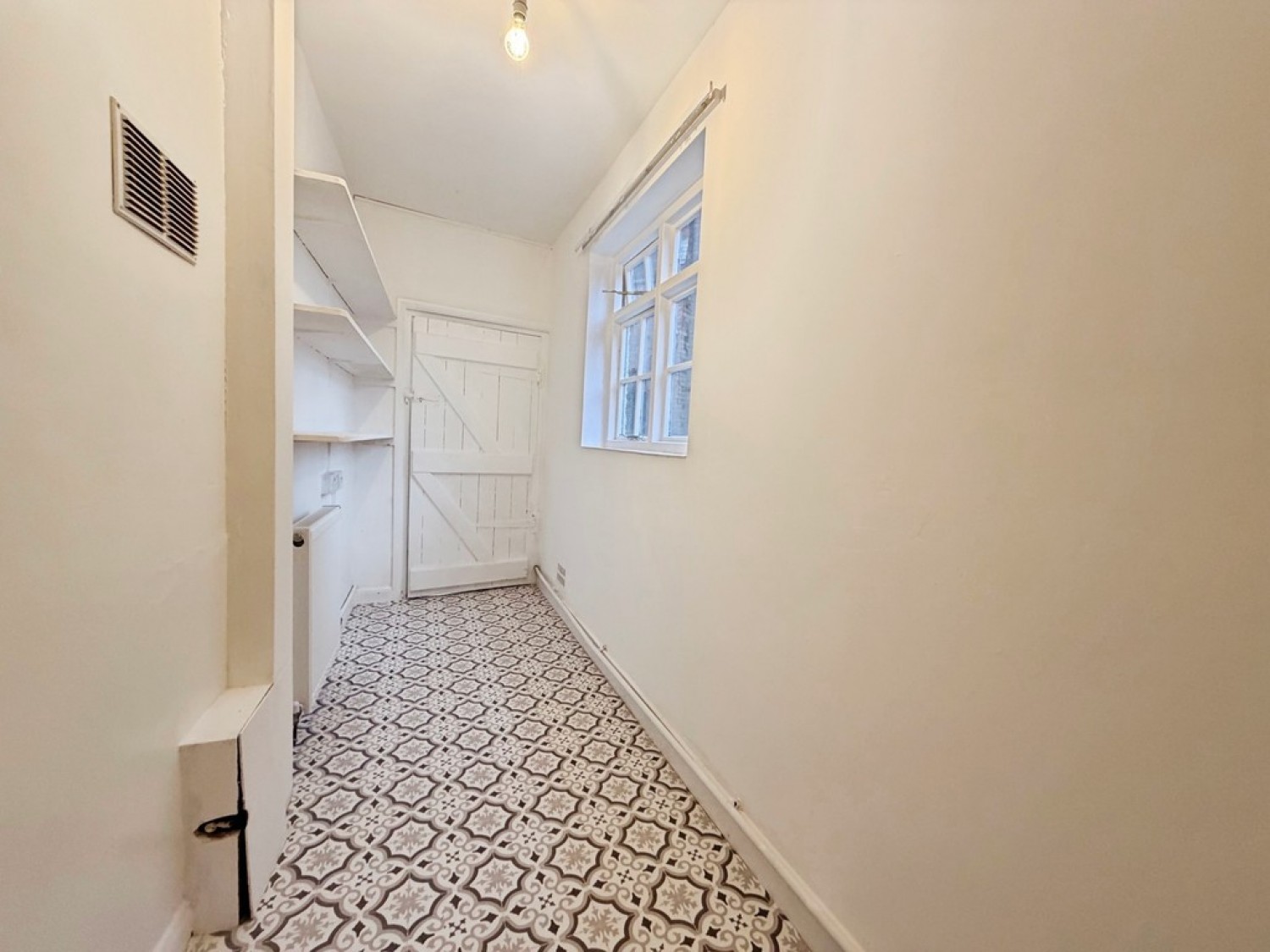 5 bedroom House for Letting Apiary Gate, Castle Donington