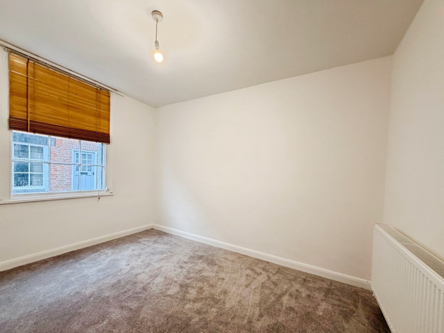 5 bedroom House for Letting Apiary Gate, Castle Donington