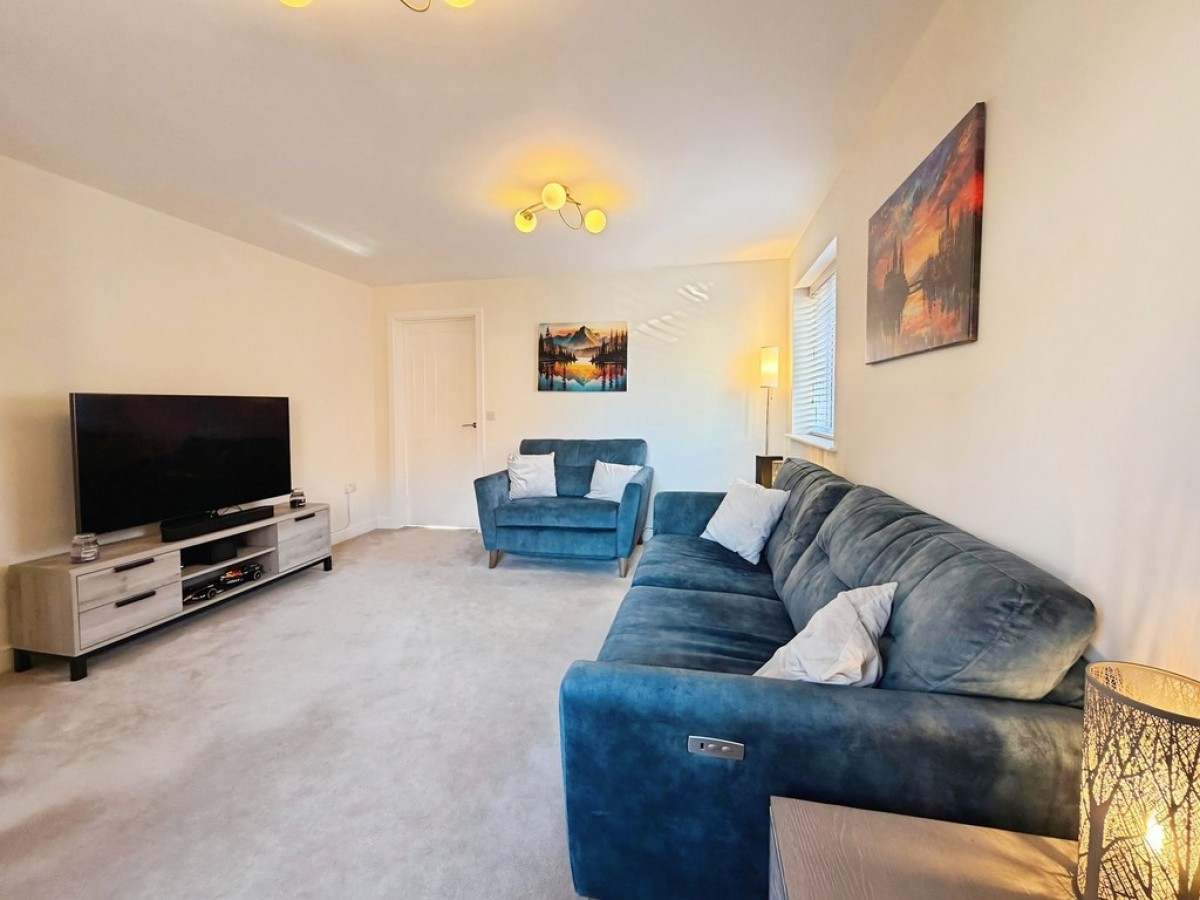 Pathfinder Way, Castle Donington