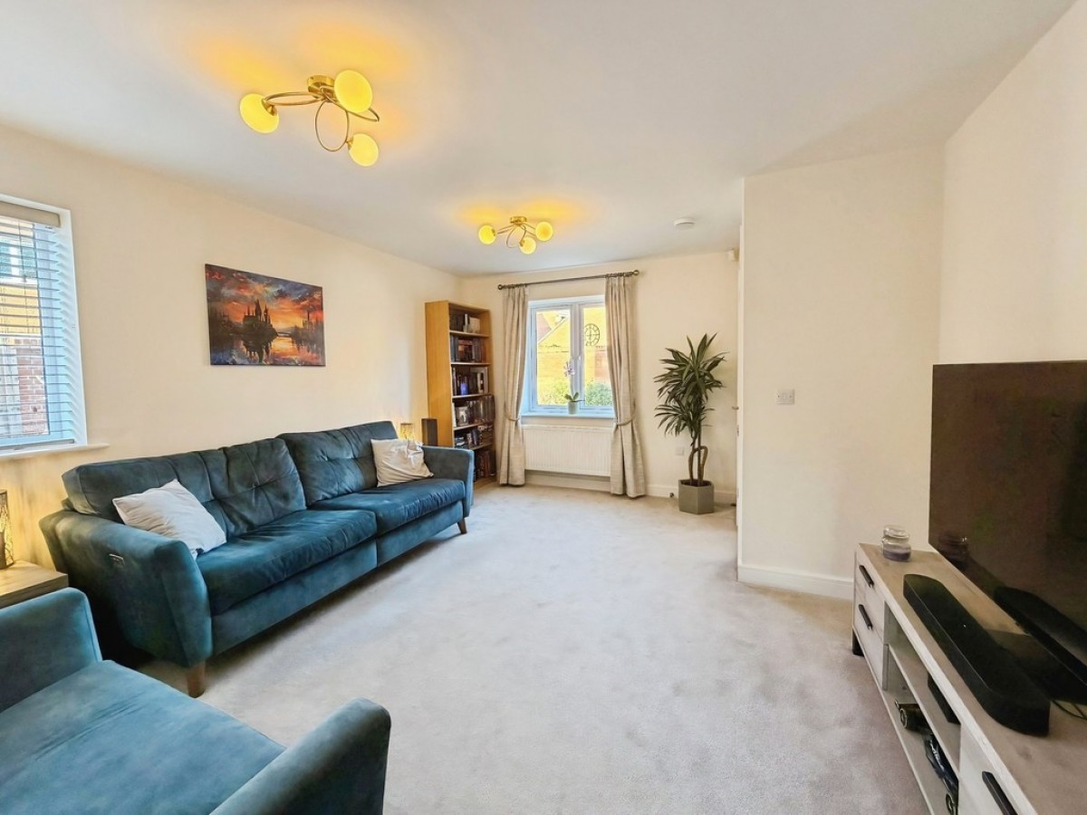 Pathfinder Way, Castle Donington