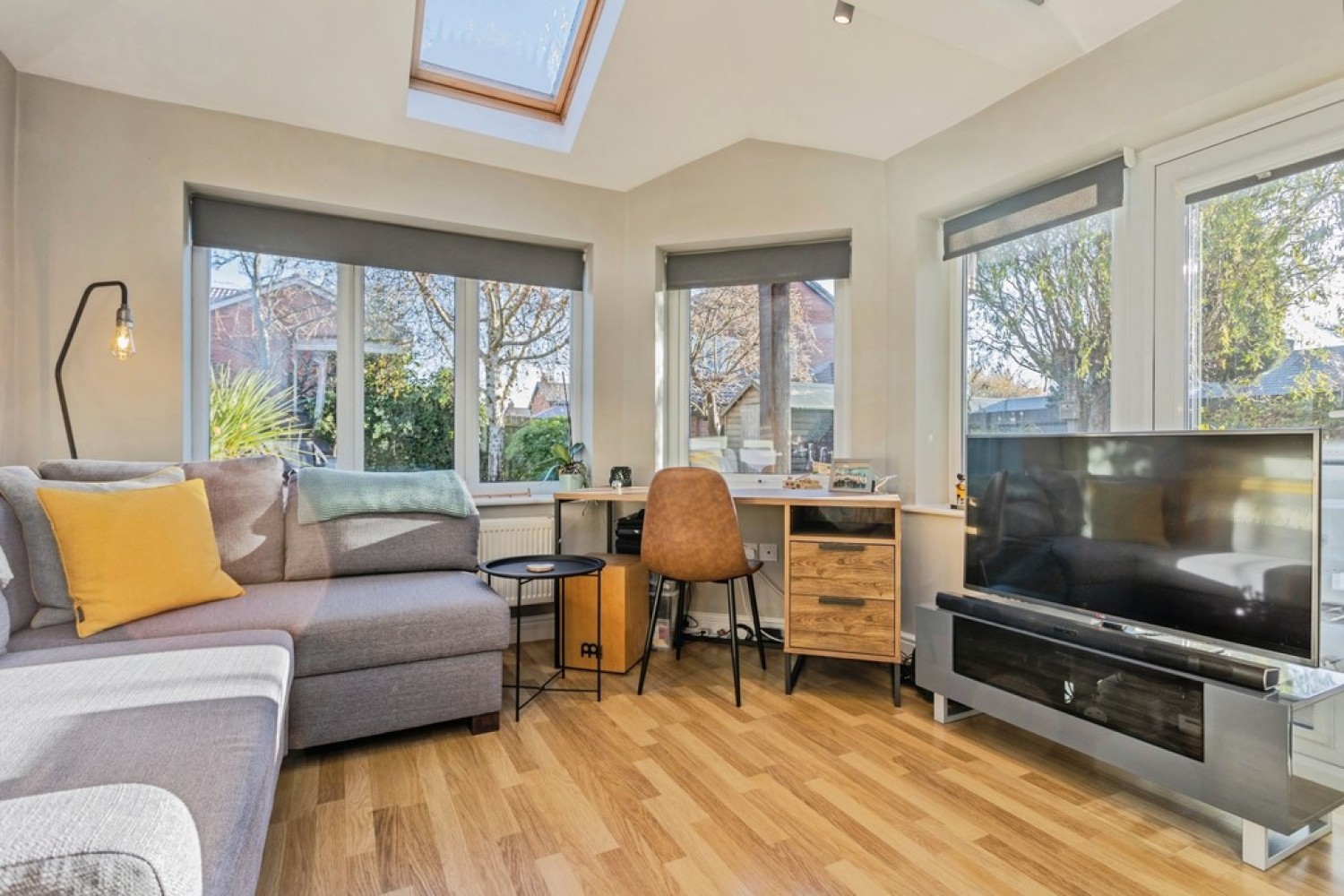 4 bedroom House for Sale Oaklands Way, Melbourne