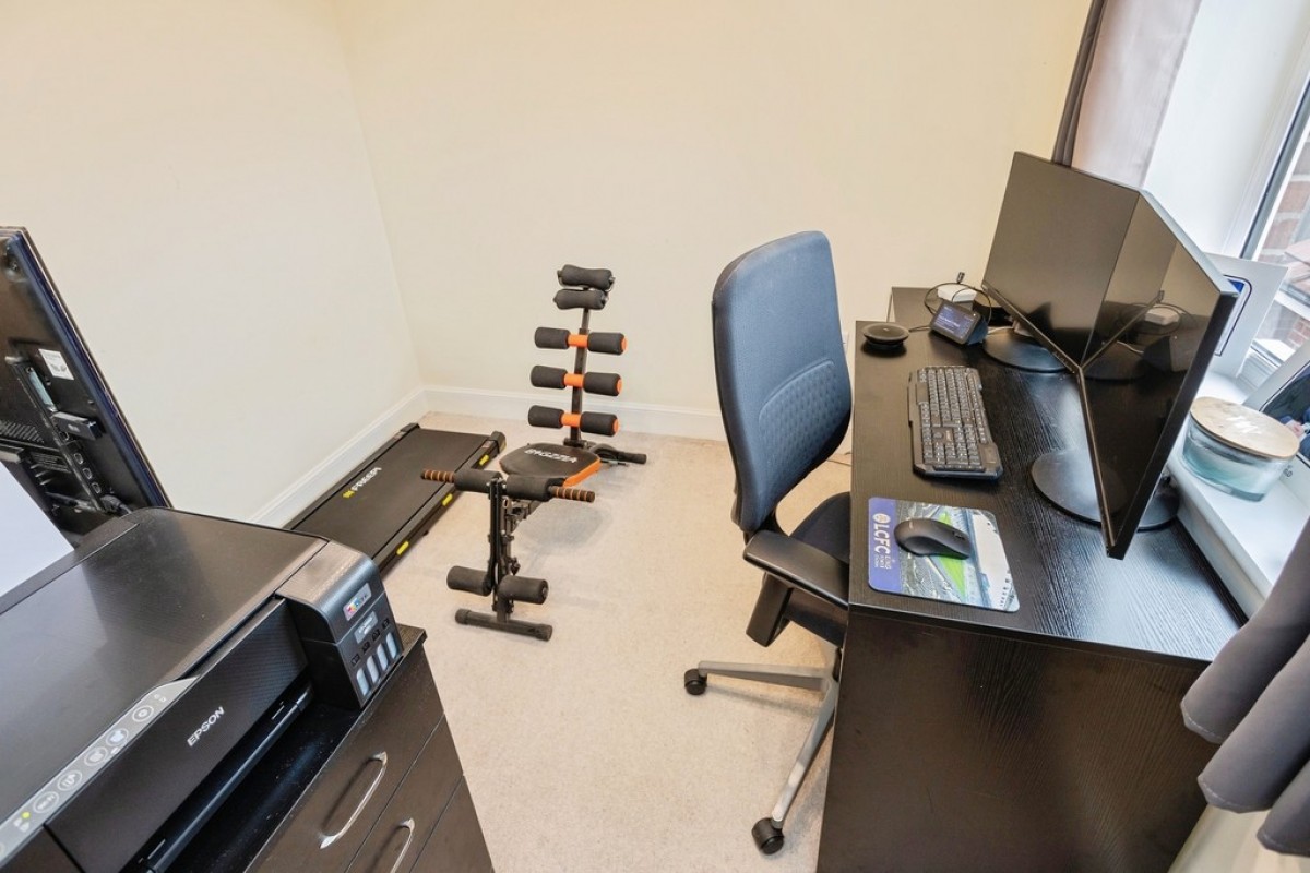 Spitfire Road, Castle Donington, Derby