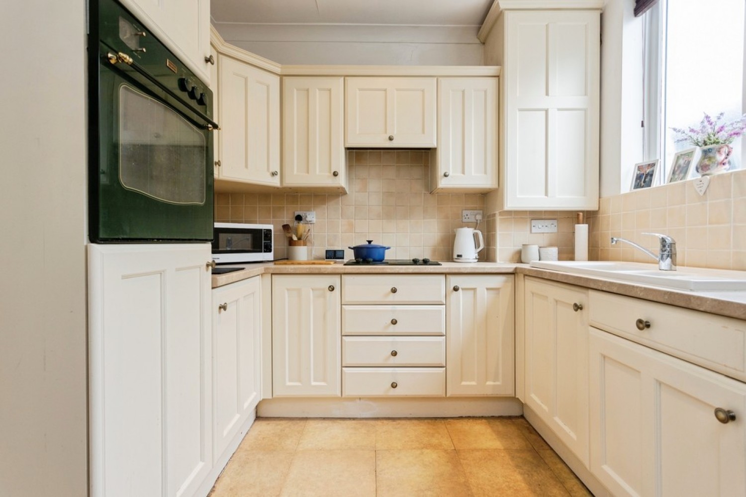 1 bedroom House for Auction Hemington