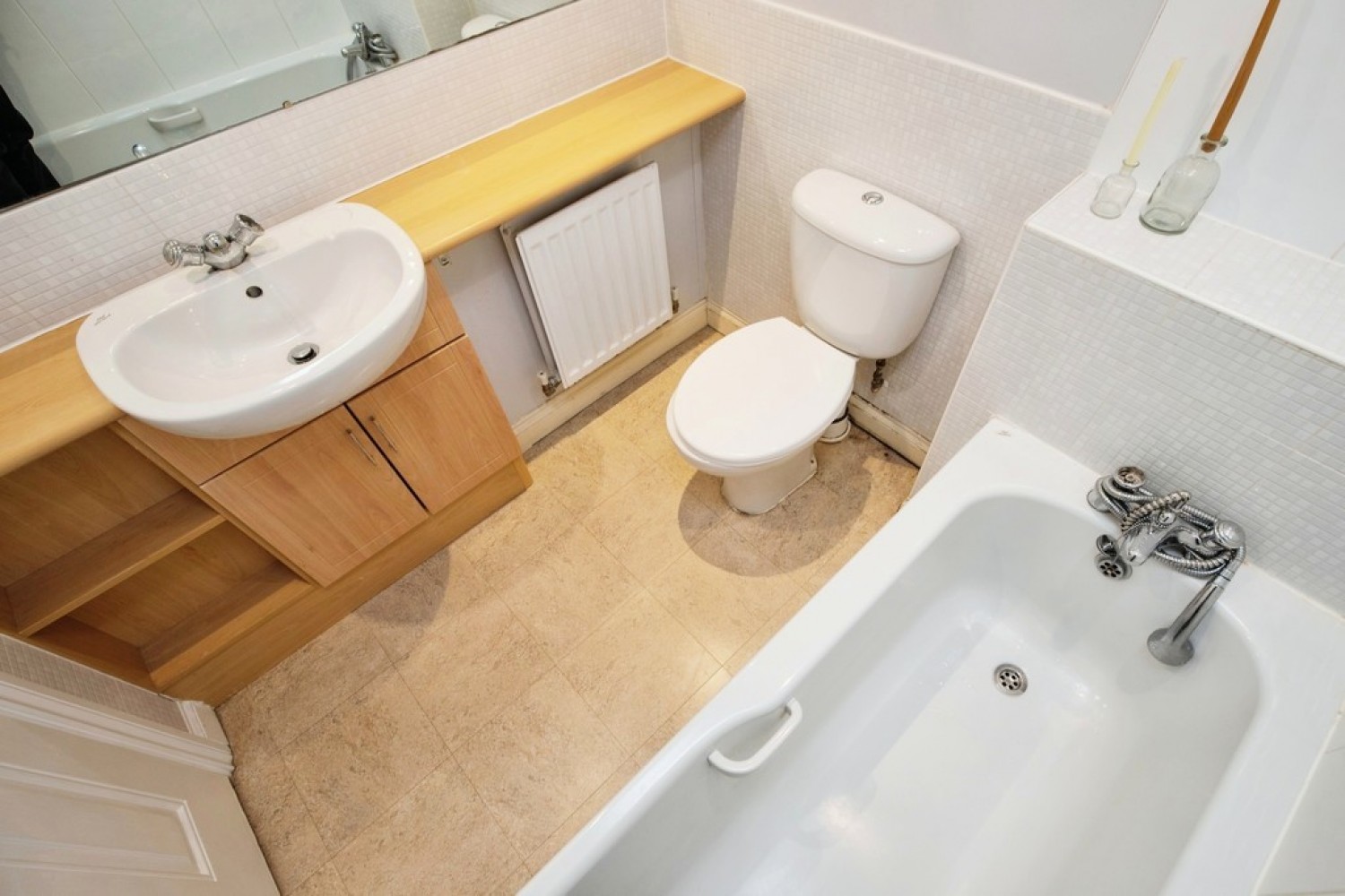 3 bedroom House for Letting Derbyshire Drive, Castle Donington