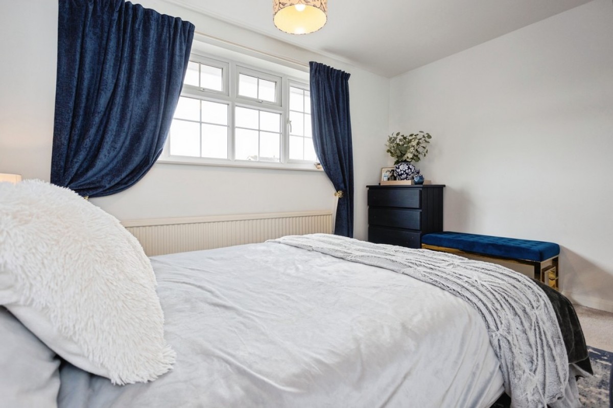 Haulton Drive , Castle Donington