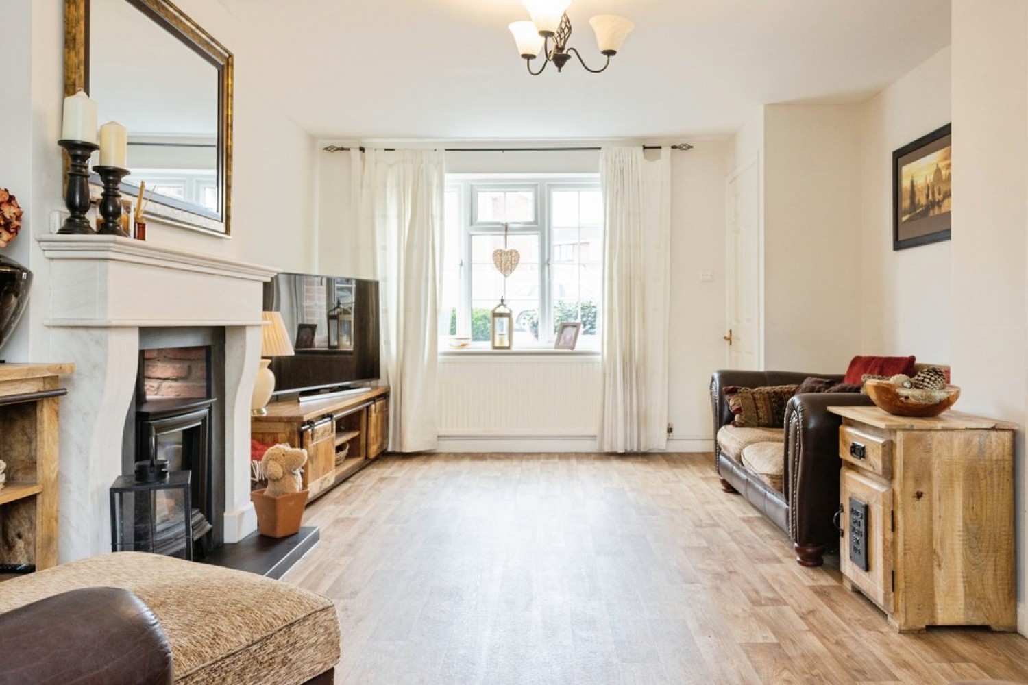 4 bedroom House for Sale Haulton Drive , Castle Donington