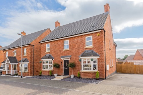 Lightning Lane, Castle Donington