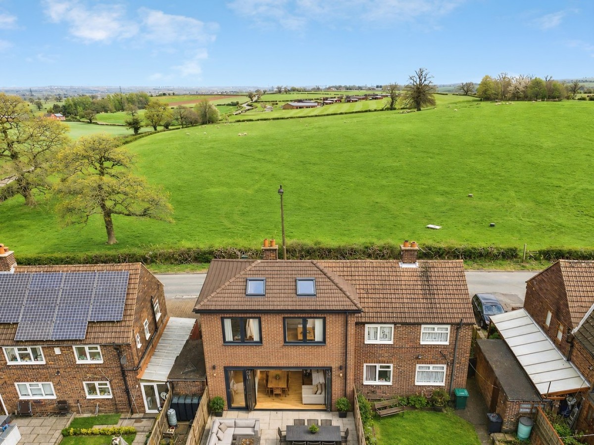 Mount Road, Bretby