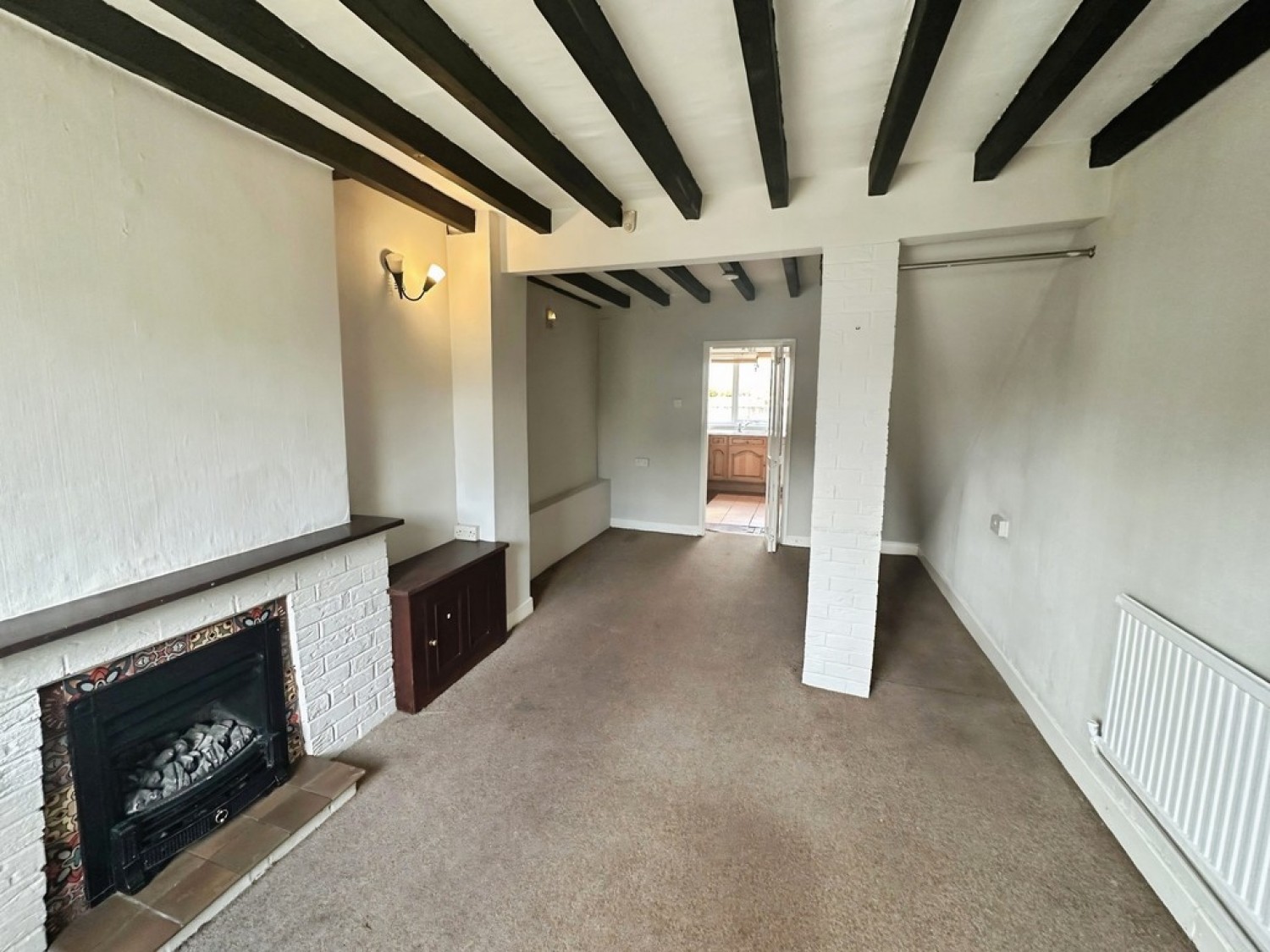 2 bedroom House for Sale High Street, Castle Donington