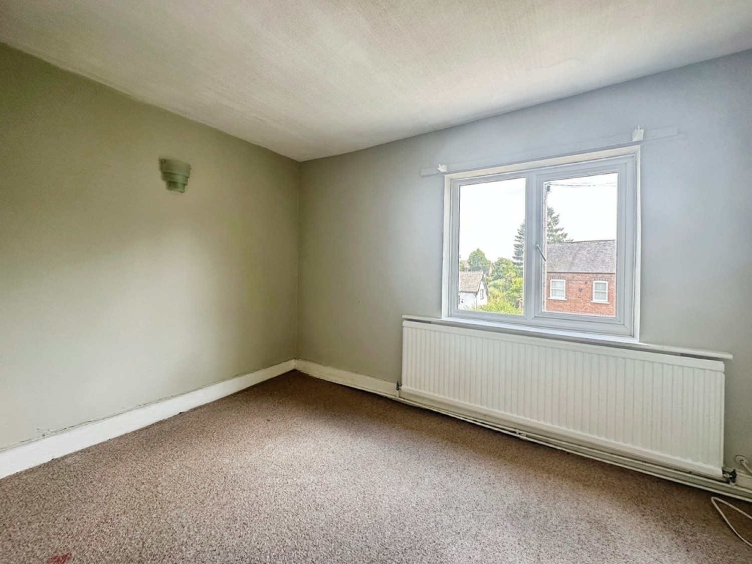 2 bedroom House for Sale High Street, Castle Donington