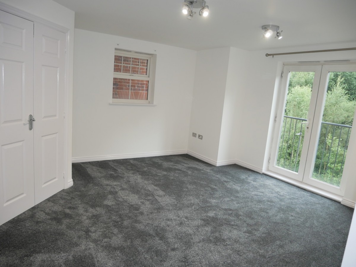 Stonemere Drive, Radcliffe
