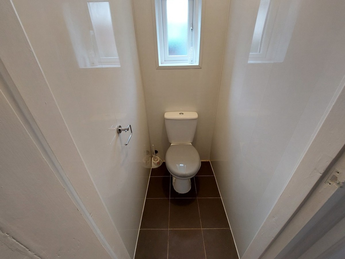 Linden Avenue, Salford