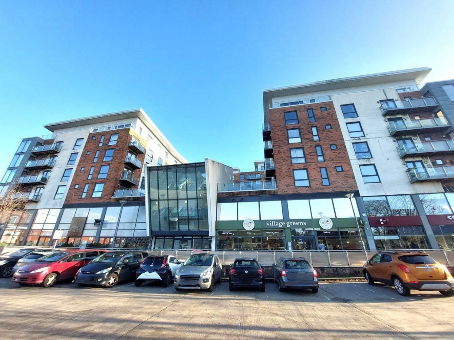 2 bedroom Flat in Cedar Court, The Radius, Prestwich