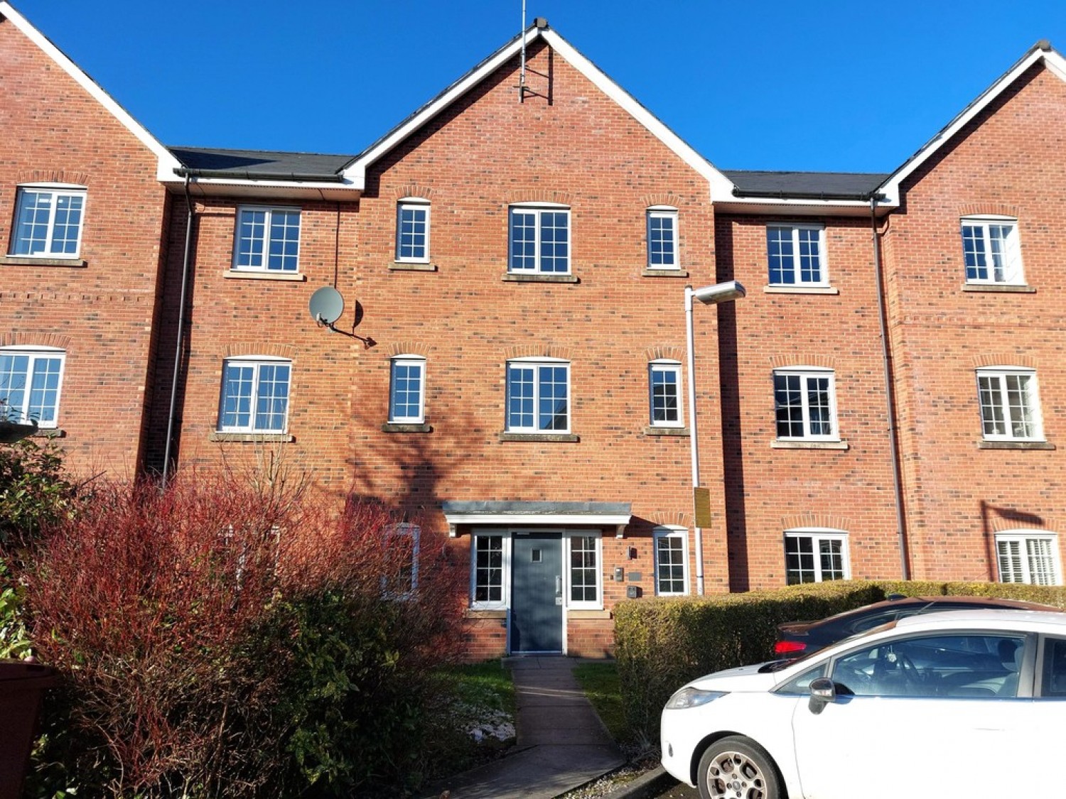 Douglas Chase, Radcliffe, M26