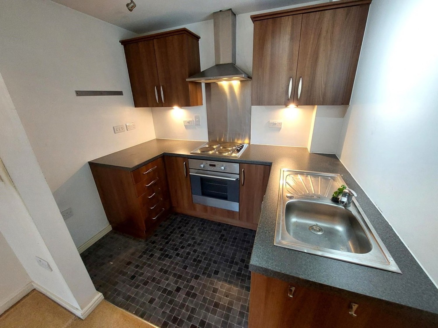 Douglas Chase, Radcliffe, M26