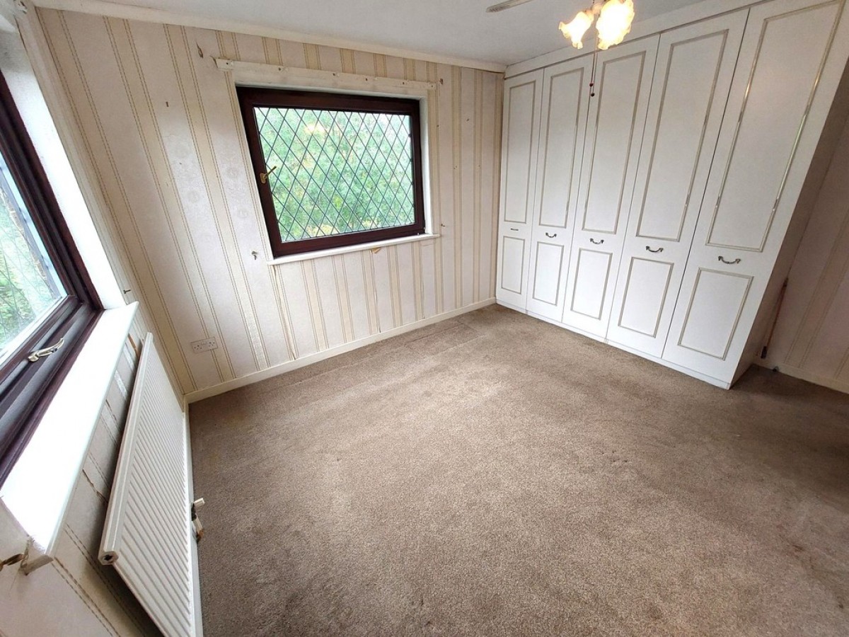 Phillips Place, Whitefield, M45