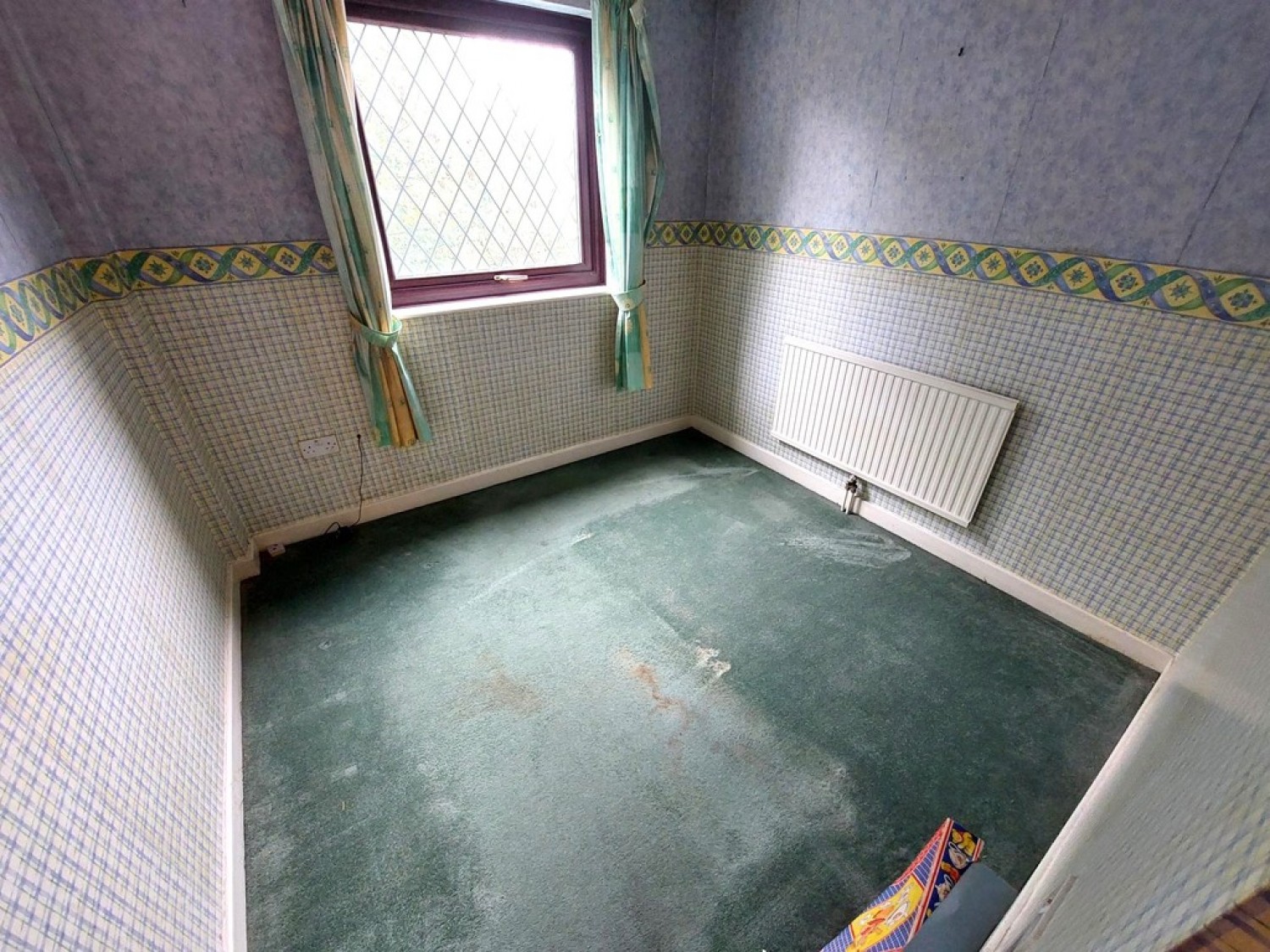 3 bedroom House for Auction Phillips Place, Whitefield, M45