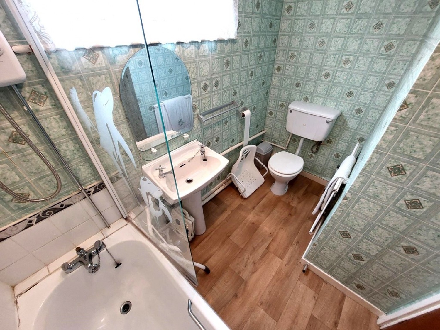 3 bedroom House for Auction Phillips Place, Whitefield, M45